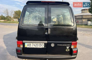 Минивэн Volkswagen Transporter 2000 в 