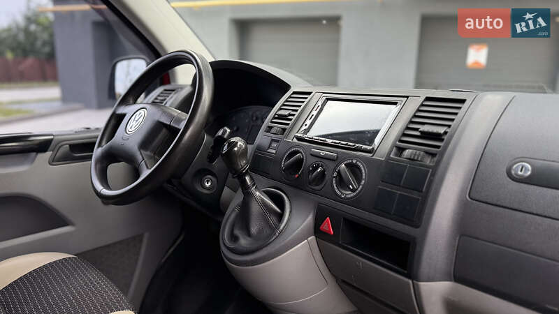 Минивэн Volkswagen Transporter 2004 в Ивано-Франковске