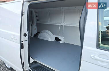 Грузовой фургон Volkswagen Transporter 2020 в 