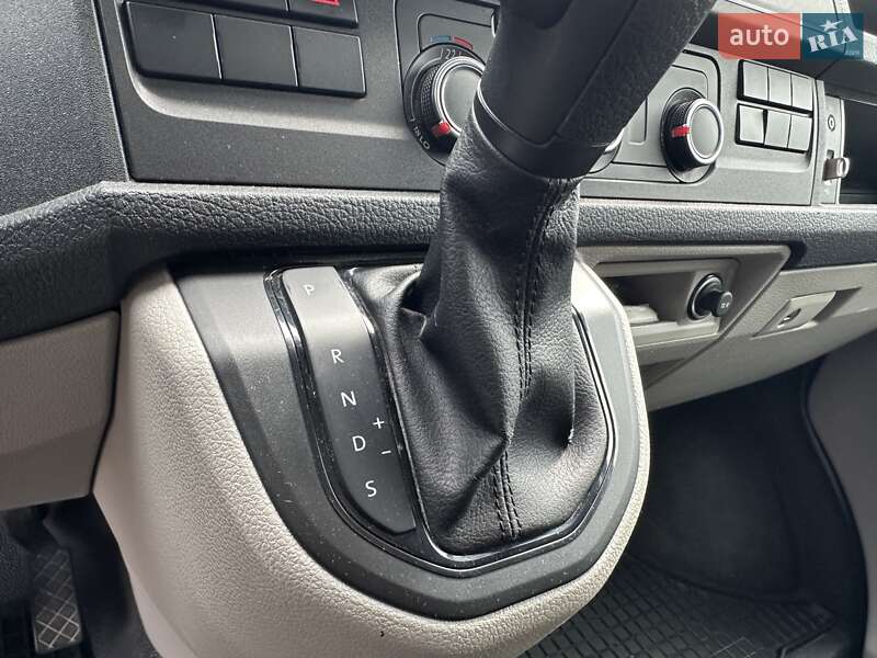 Грузовой фургон Volkswagen Transporter 2019 в Хмельницком