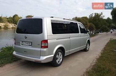 Минивэн Volkswagen Transporter 2013 в 