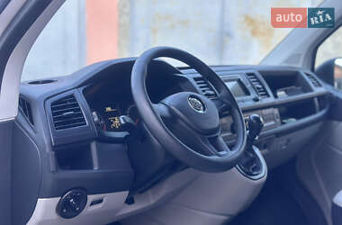 Грузовой фургон Volkswagen Transporter 2017 в 