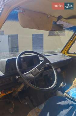 Грузопассажирский фургон Volkswagen Transporter 1987 в 