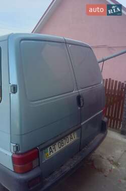 Минивэн Volkswagen Transporter 2000 в 
