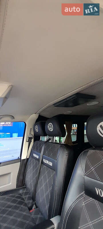 Минивэн Volkswagen Transporter 2010 в Виннице