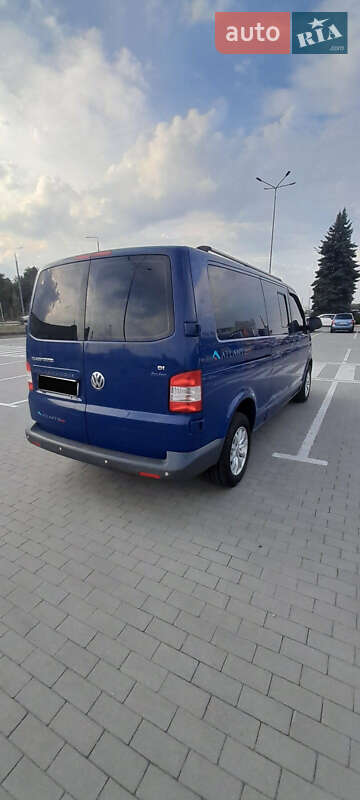 Минивэн Volkswagen Transporter 2010 в Виннице
