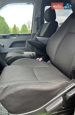 Минивэн Volkswagen Transporter 2004 в 