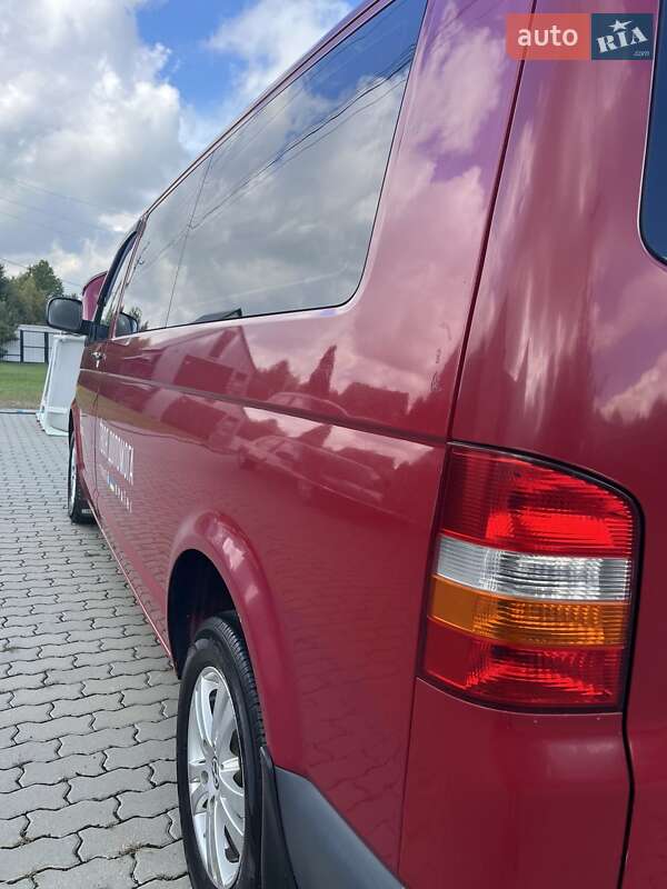 Минивэн Volkswagen Transporter 2004 в Черновцах