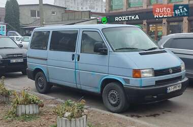 Минивэн Volkswagen Transporter 2000 в 