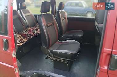 Минивэн Volkswagen Transporter 2000 в 