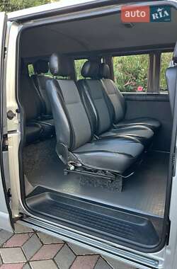 Минивэн Volkswagen Transporter 2009 в 
