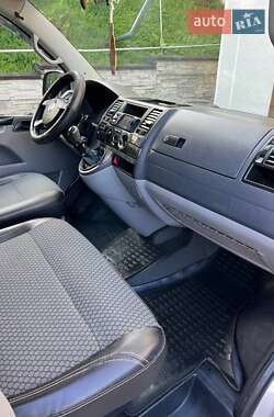 Минивэн Volkswagen Transporter 2009 в 