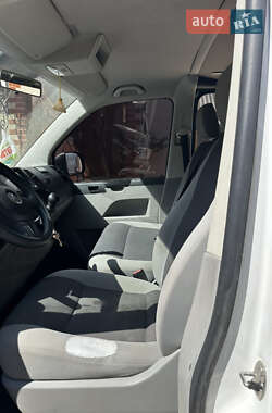 Микроавтобус Volkswagen Transporter 2014 в 