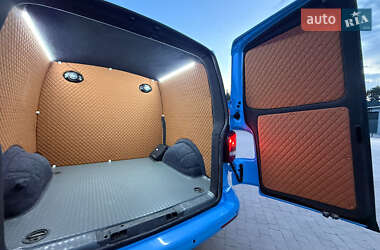 Минивэн Volkswagen Transporter 2008 в 