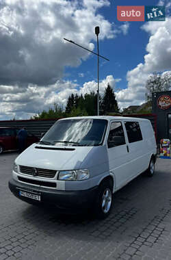 Минивэн Volkswagen Transporter 2000 в 