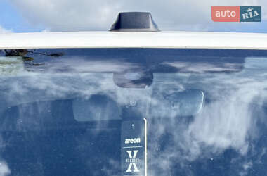 Минивэн Volkswagen Transporter 2021 в 