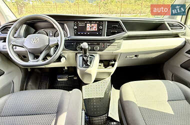 Минивэн Volkswagen Transporter 2021 в 