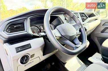 Минивэн Volkswagen Transporter 2021 в 