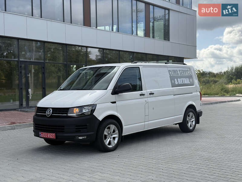 Грузовой фургон Volkswagen Transporter 2017 в Ровно