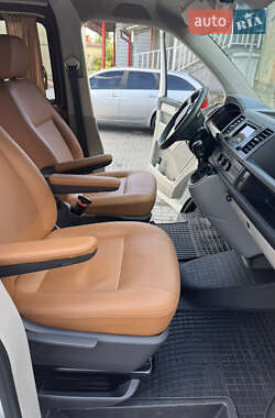 Мінівен Volkswagen Transporter 2017 в 