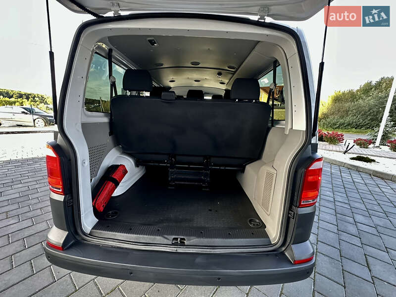 Минивэн Volkswagen Transporter 2017 в Трускавце