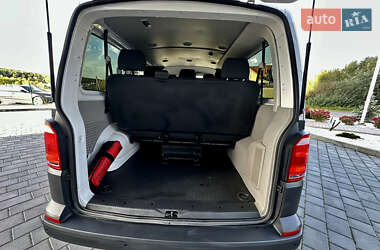 Минивэн Volkswagen Transporter 2017 в 