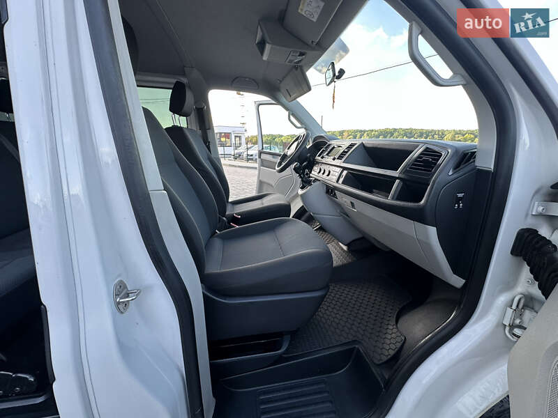 Минивэн Volkswagen Transporter 2017 в Трускавце
