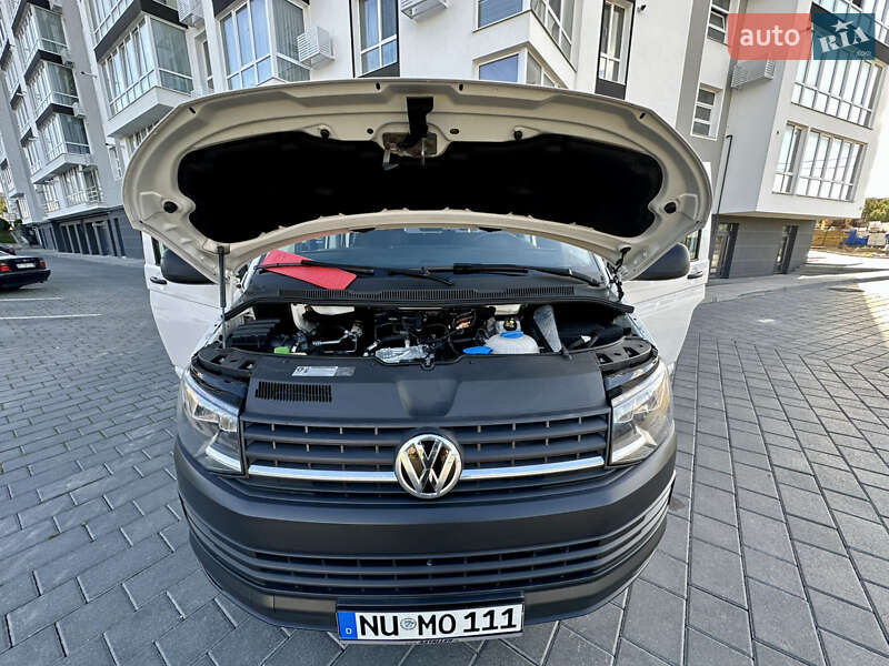 Минивэн Volkswagen Transporter 2017 в Трускавце