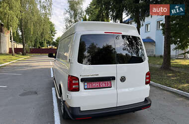 Грузовой фургон Volkswagen Transporter 2018 в 