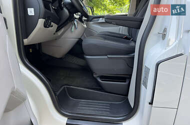 Грузовой фургон Volkswagen Transporter 2018 в 