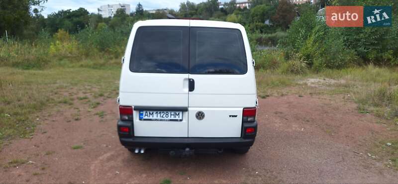 Мінівен Volkswagen Transporter 2000 в Коростені