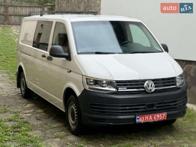 Грузовой фургон Volkswagen Transporter 2015 в Тячеве