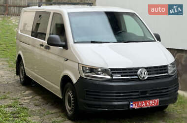 Грузовой фургон Volkswagen Transporter 2015 в 