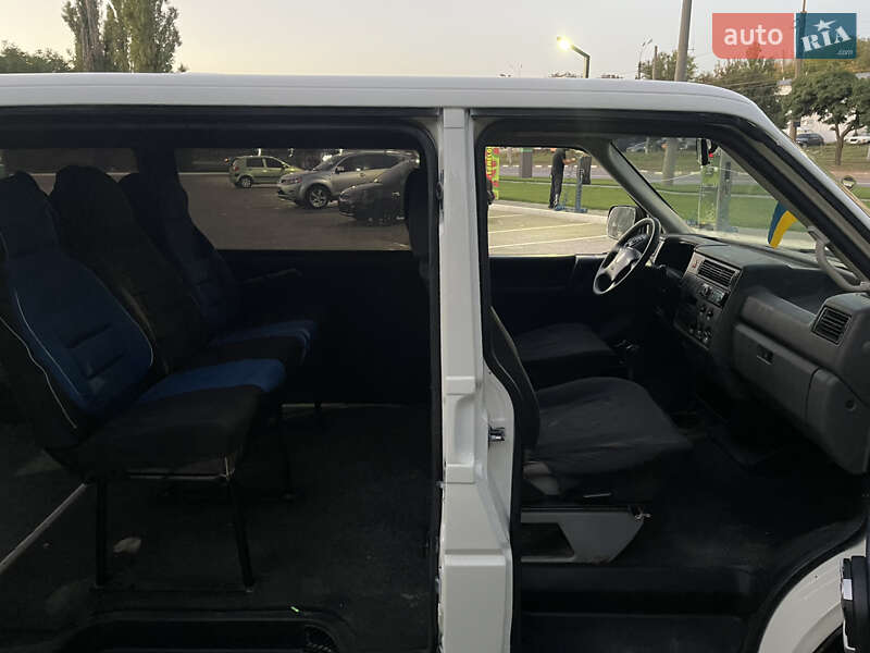 Минивэн Volkswagen Transporter 2000 в Харькове