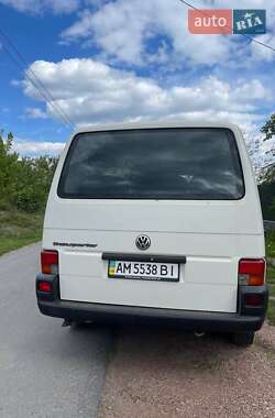 Мінівен Volkswagen Transporter 2001 в 