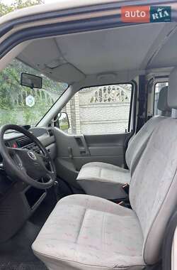 Мінівен Volkswagen Transporter 2001 в 