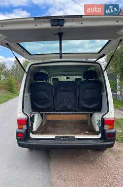 Мінівен Volkswagen Transporter 2001 в 