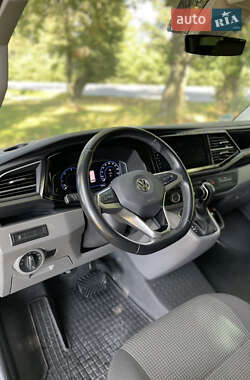 Минивэн Volkswagen Transporter 2020 в 