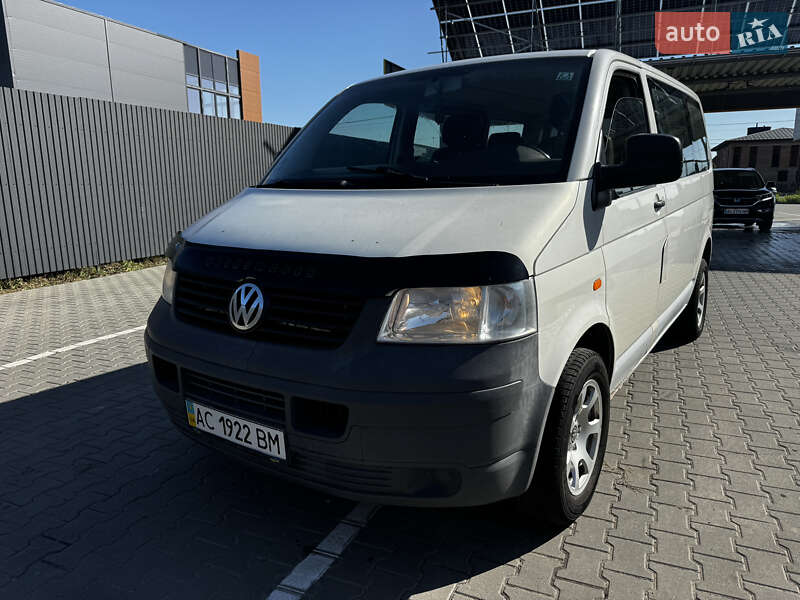 Минивэн Volkswagen Transporter 2005 в 