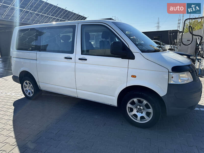 Минивэн Volkswagen Transporter 2005 в Луцке