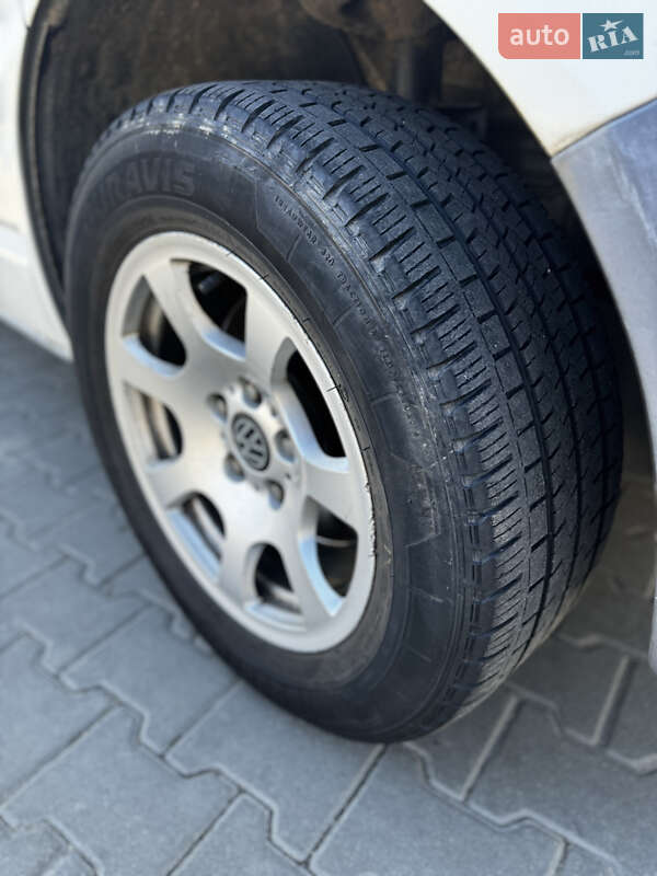 Минивэн Volkswagen Transporter 2005 в Луцке