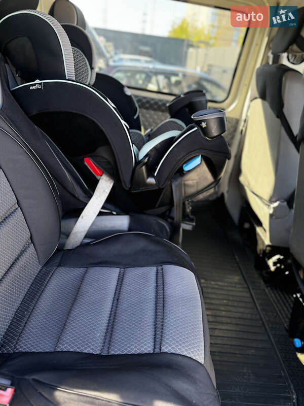 Минивэн Volkswagen Transporter 2005 в Луцке