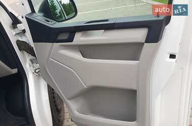 Грузовой фургон Volkswagen Transporter 2017 в 