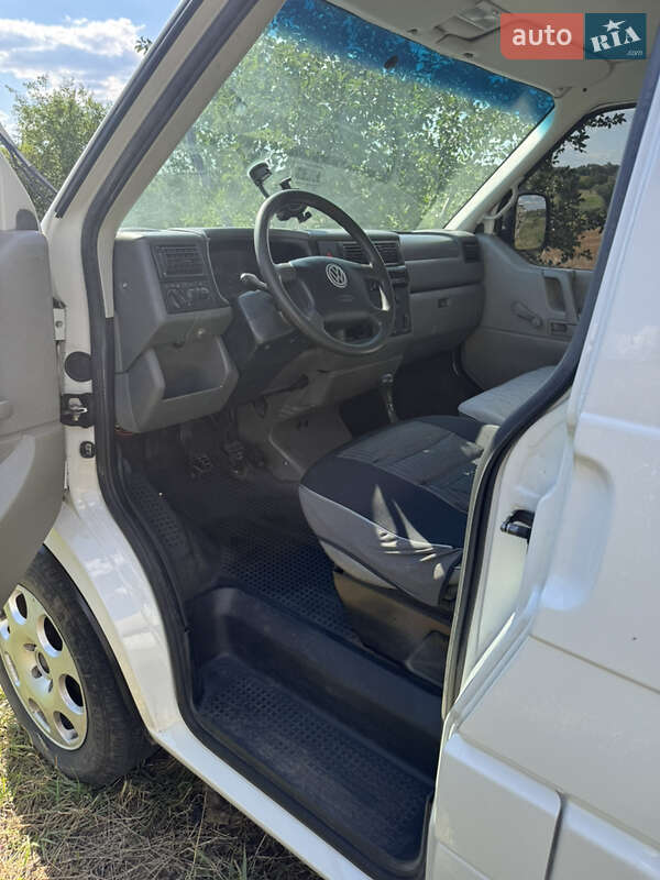 Минивэн Volkswagen Transporter 2001 в Киеве