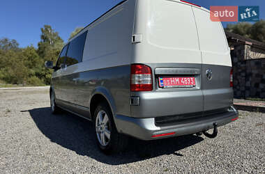 Минивэн Volkswagen Transporter 2014 в 