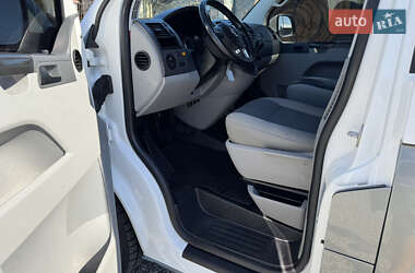 Минивэн Volkswagen Transporter 2014 в 