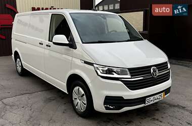 Грузовой фургон Volkswagen Transporter 2023 в 