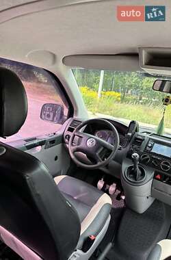 Минивэн Volkswagen Transporter 2005 в 
