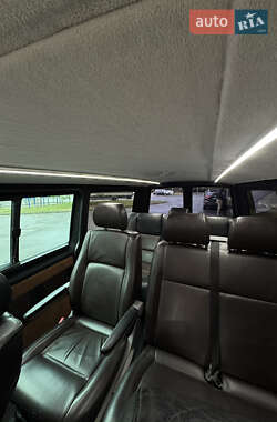 Минивэн Volkswagen Transporter 2007 в 