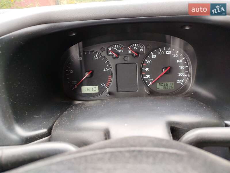 Минивэн Volkswagen Transporter 2001 в Бродах